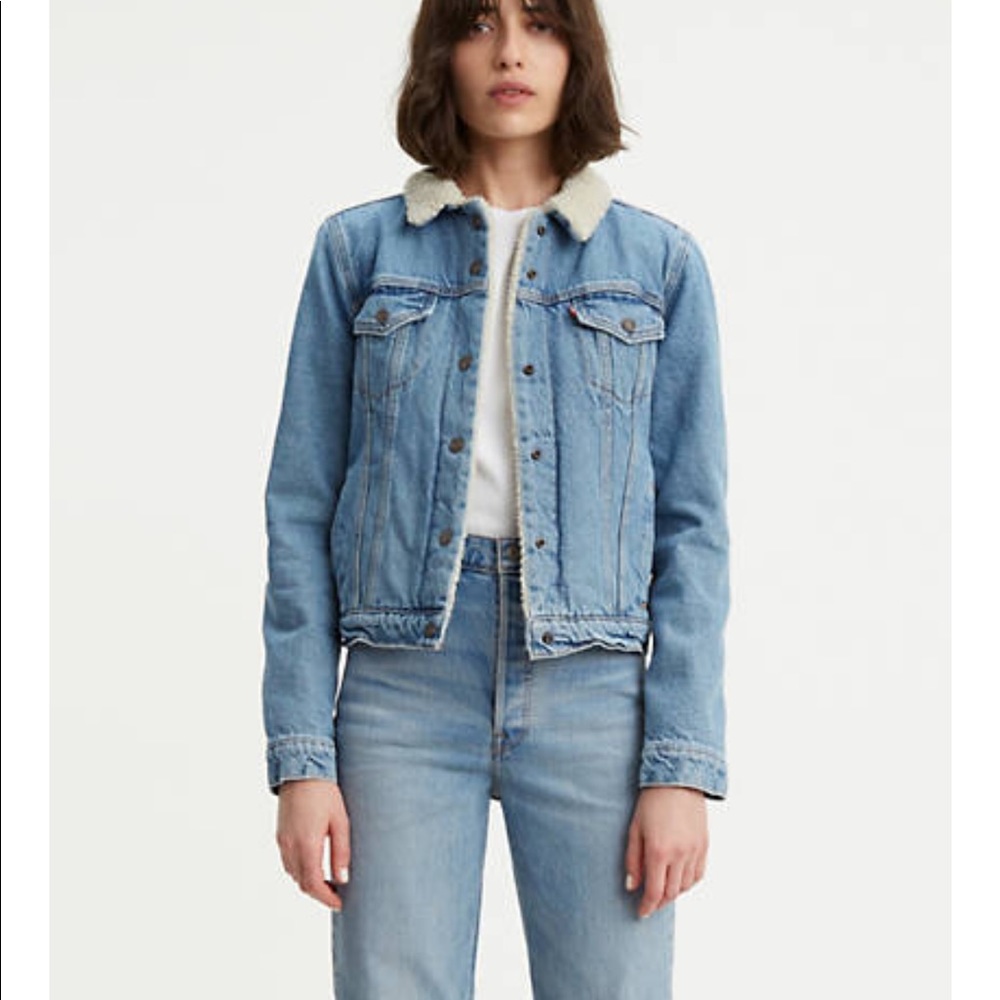 Levi’s original Sherpa trucker jean jacket NWOT!!